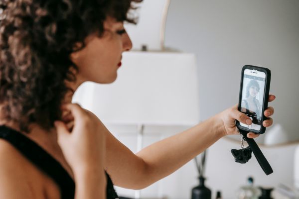 Visioconférence et télétravail : attention à la consommation